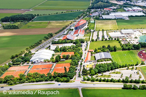 Property Kirchheim b. munich: Grüne Mitte Kirchheim - See and park - surrounding image 3