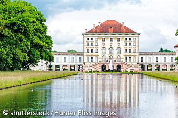 Property Patio Pasing - surrounding image 1